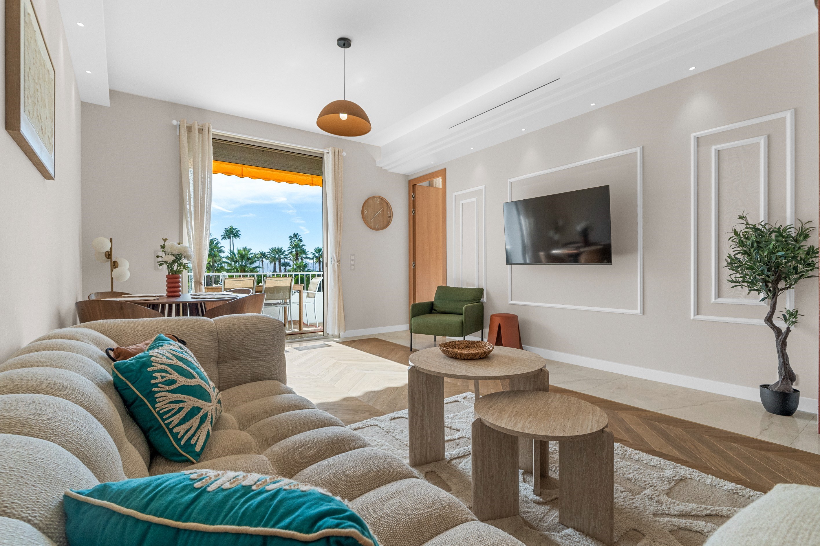 Renovated apartment with terrace and sea glimpse for sale, Cannes Croisette Por… - 物件實景
