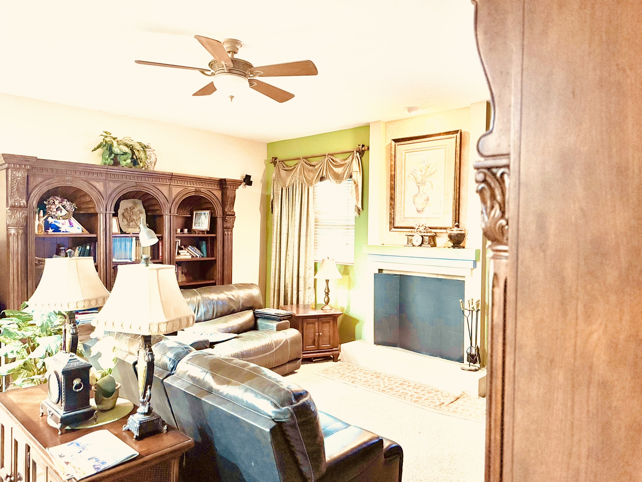 Thonotosassa, Florida, 33592, United States, 4 Bedrooms Bedrooms, ,3 BathroomsBathrooms,Residential,For Sale,1981312