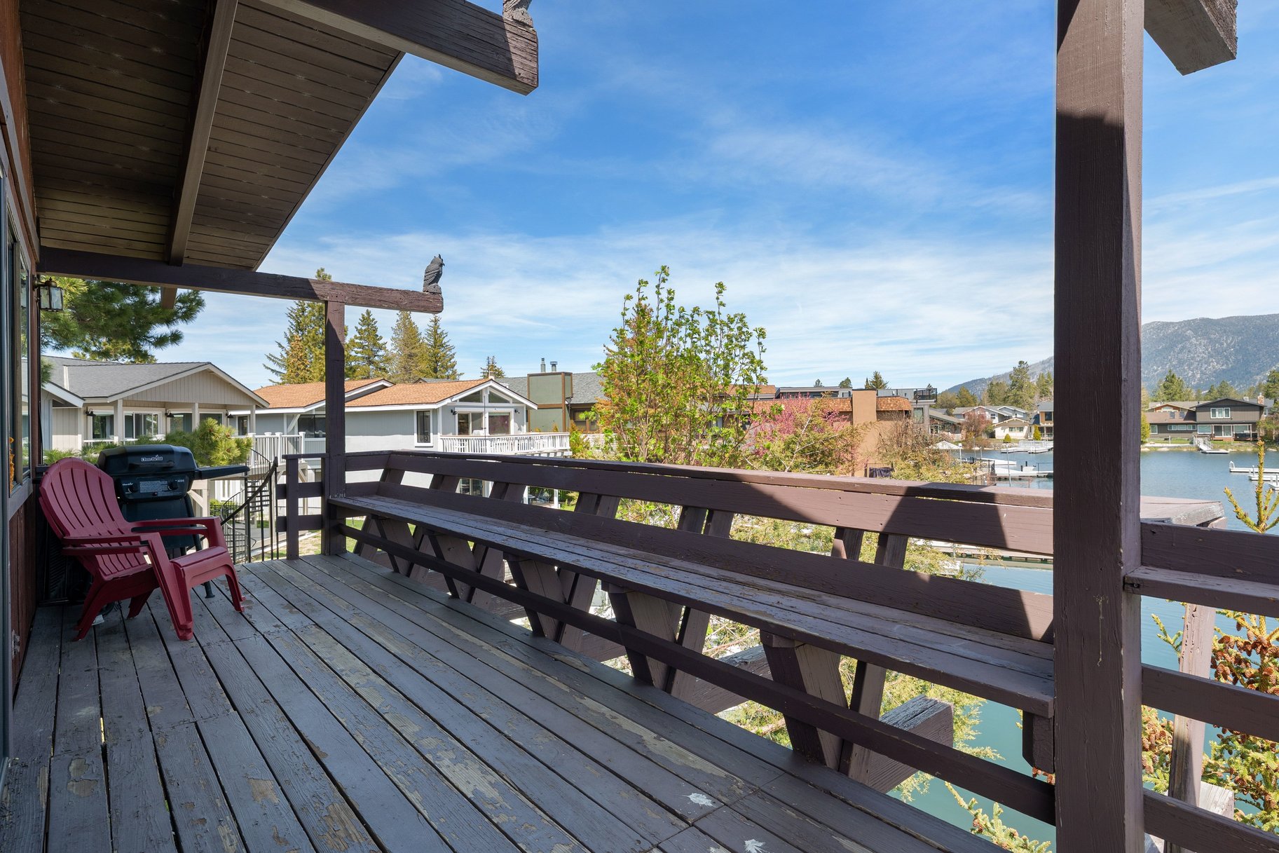  Tahoe Keys Charmer with Stunning Views - 物件實景