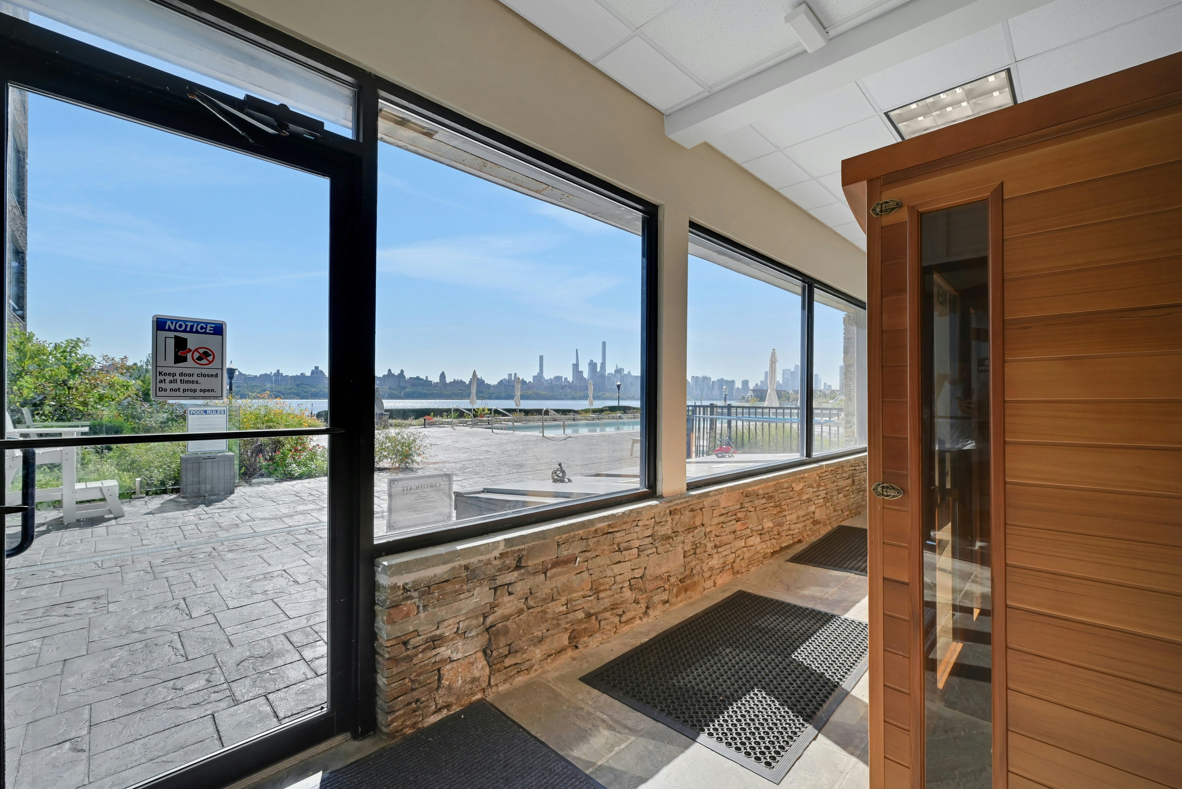  9 Somerset Lane, Edgewater, NJ 07020 - 物件實景