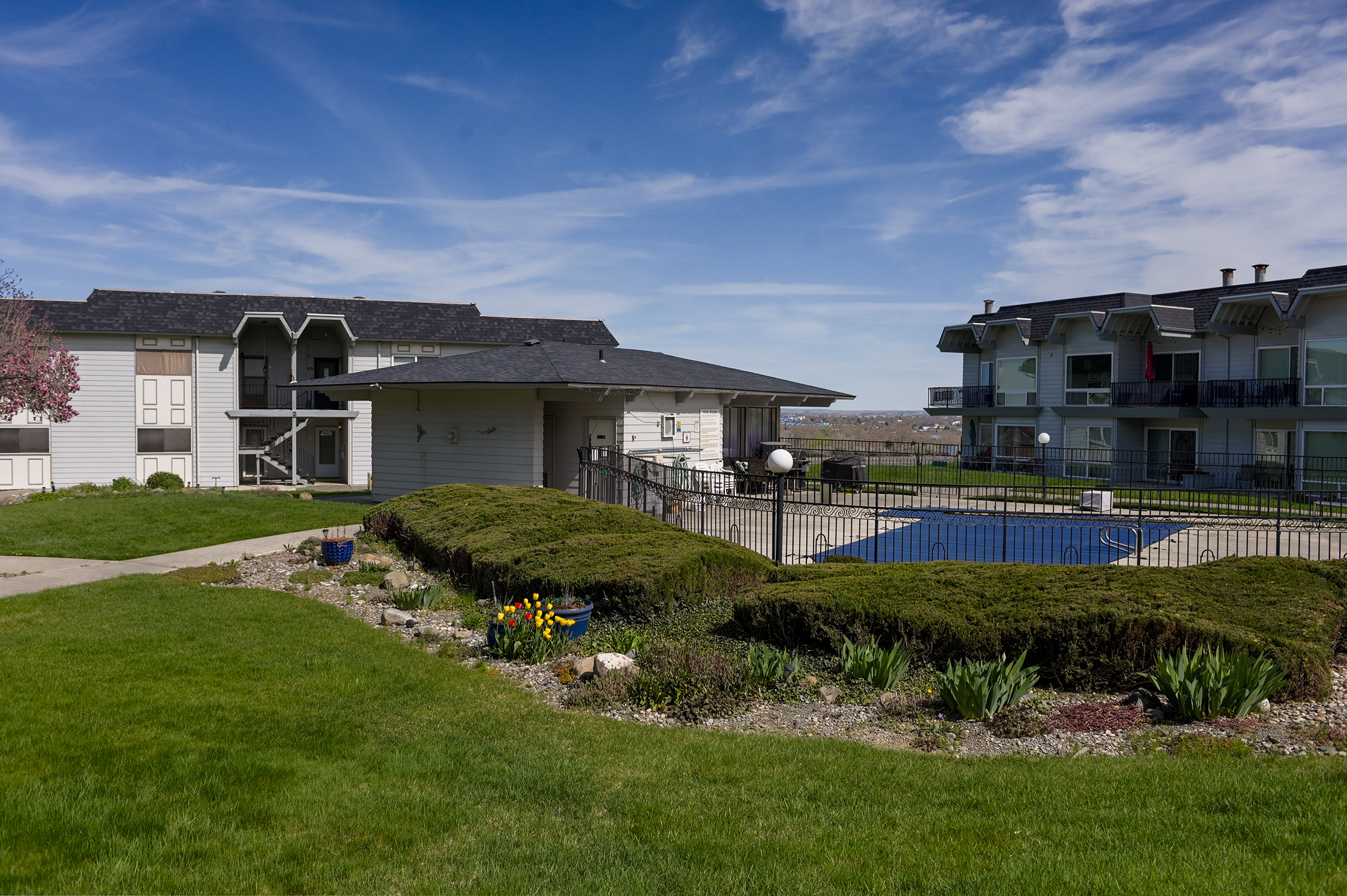  Situated along the Columbia River with breathtaking, one-of-a-kind 180-views - 物件實景