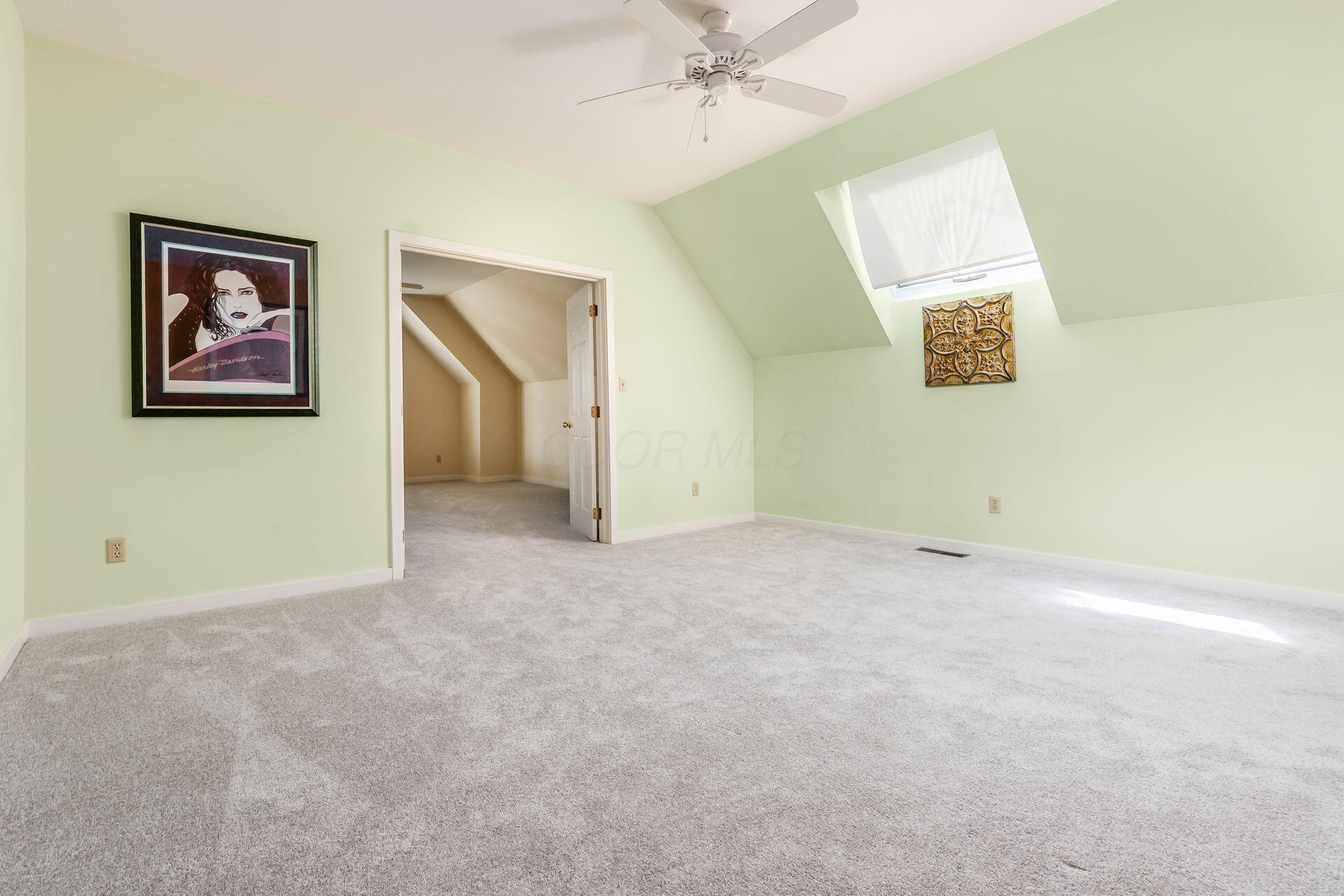 Columbus, Ohio, 43206, United States, 2 Bedrooms Bedrooms, ,3 BathroomsBathrooms,Residential,For Sale,1874605