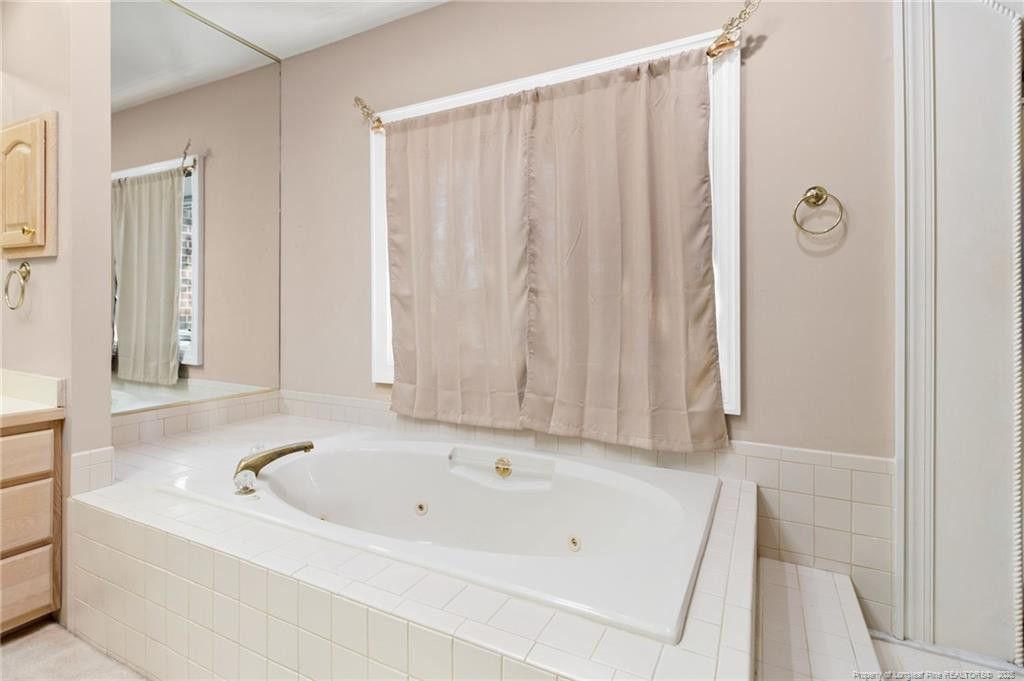 Fayetteville, North Carolina, 28306, United States, 3 Bedrooms Bedrooms, ,3 BathroomsBathrooms,Residential,For Sale,1786240