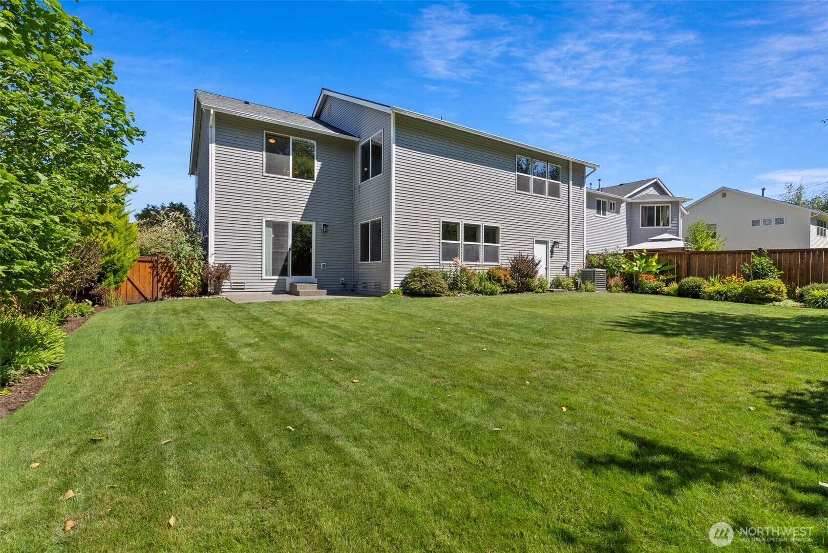 Dupont, Washington, 98327, United States, 4 Bedrooms Bedrooms, ,4 BathroomsBathrooms,Residential,For Sale,1917731