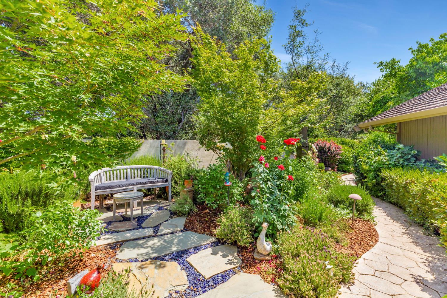 Gold River, California, 95670, United States, 4 Bedrooms Bedrooms, ,5 BathroomsBathrooms,Residential,For Sale,1987751