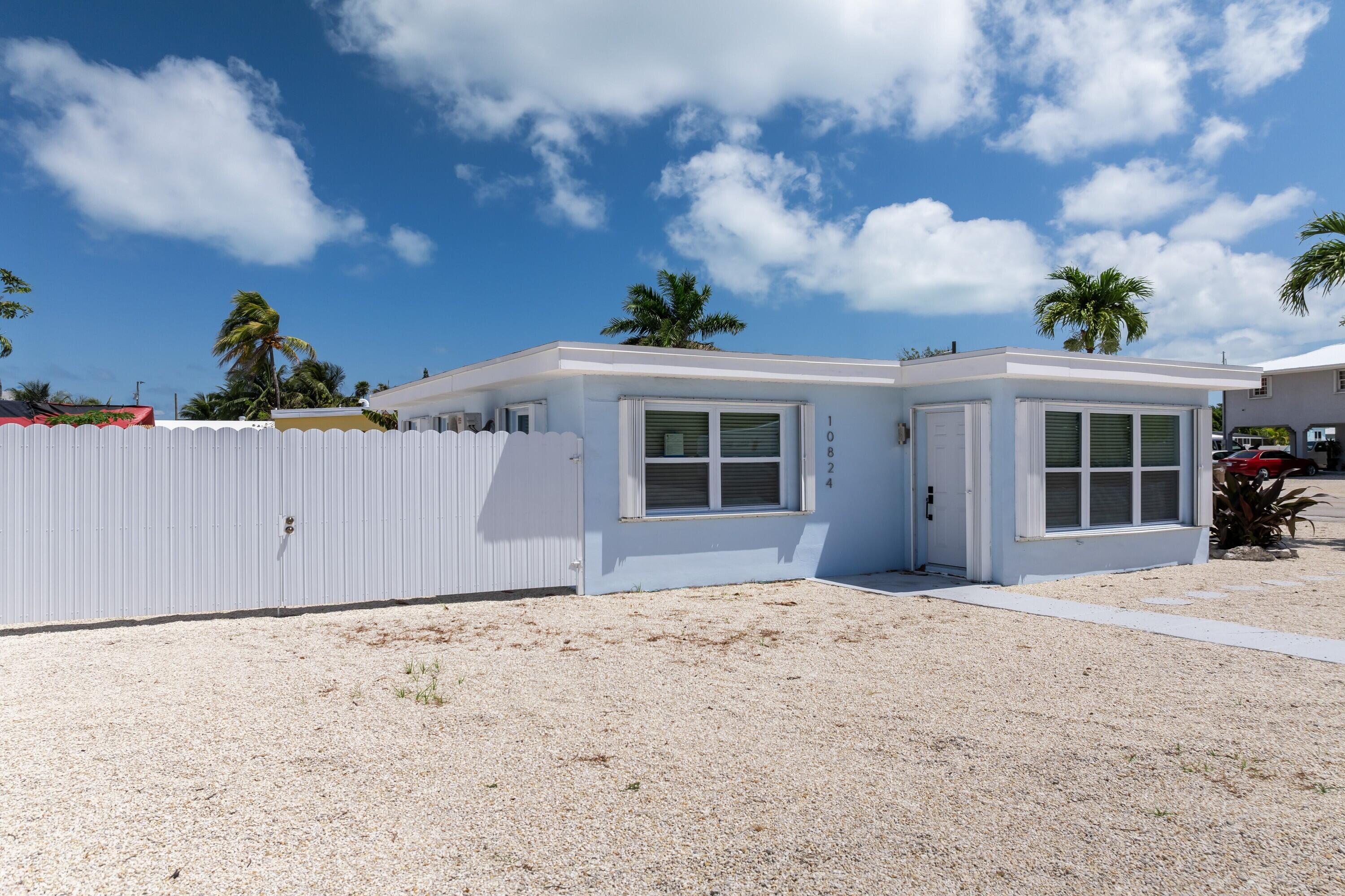 MARATHON, Florida, 33050, United States, 2 Bedrooms Bedrooms, ,2 BathroomsBathrooms,Residential,For Sale,1793484