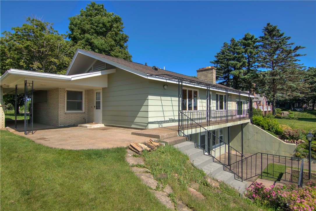 Chippewa Falls, Wisconsin, 54729, United States, 3 Bedrooms Bedrooms, ,3 BathroomsBathrooms,Residential,For Sale,1977760