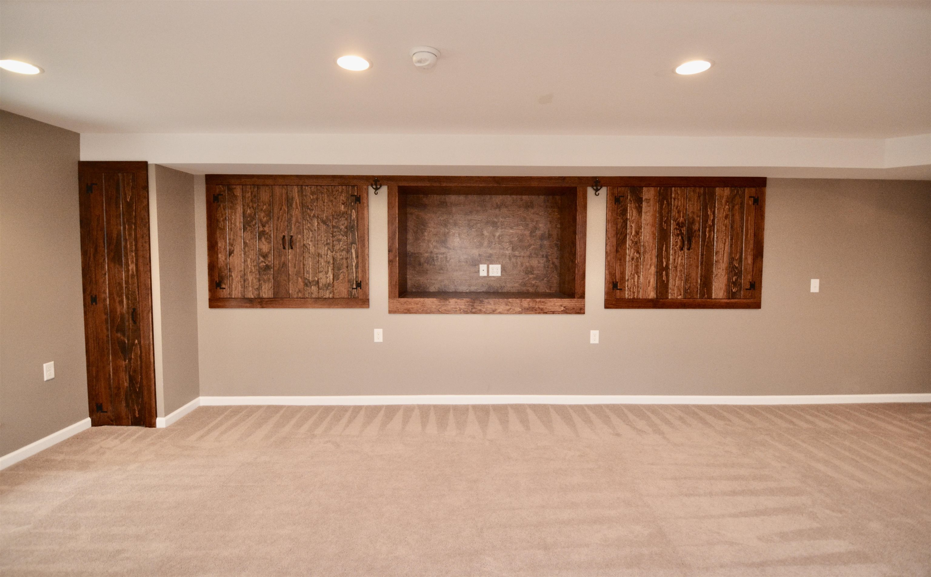 Grantham, New Hampshire, 03753, United States, 3 Bedrooms Bedrooms, ,3 BathroomsBathrooms,Residential,For Sale,1932050