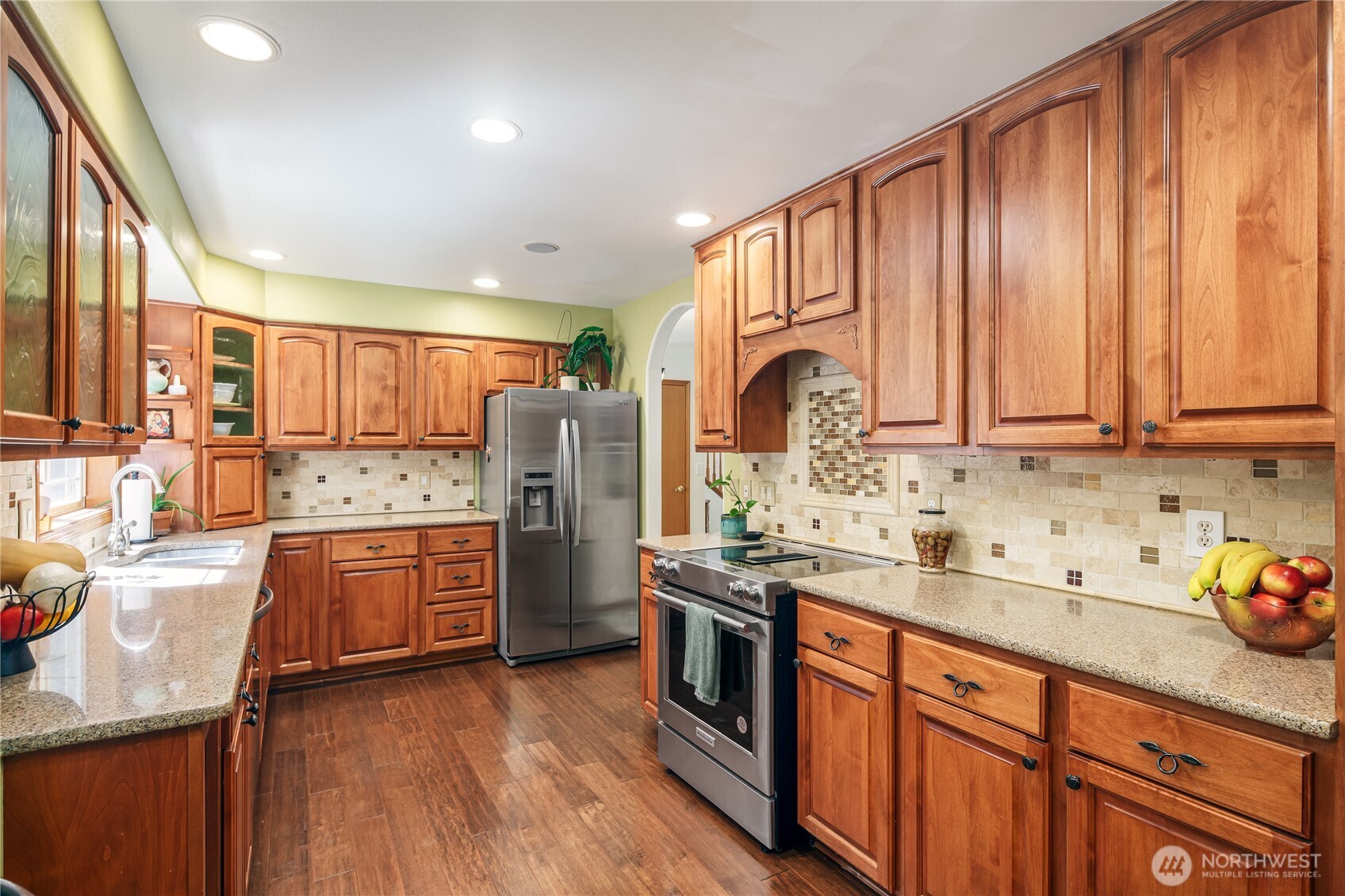 Snohomish, Washington, 98290, United States, 4 Bedrooms Bedrooms, ,3 BathroomsBathrooms,Residential,For Sale,1921838