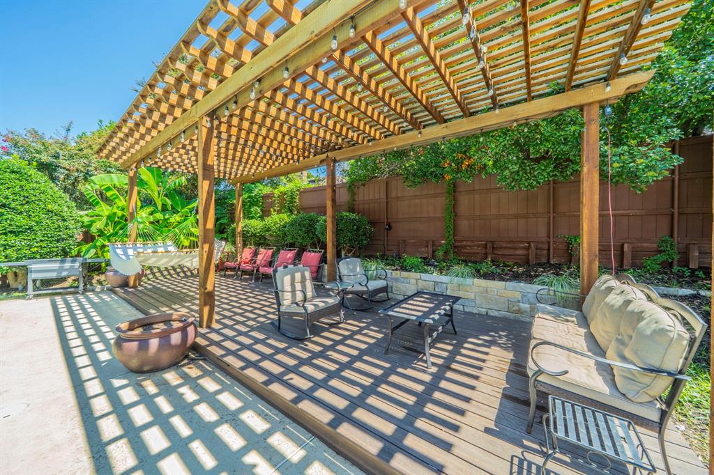 Arlington, Texas, 76013, United States, 4 Bedrooms Bedrooms, ,4 BathroomsBathrooms,Residential,For Sale,1978086