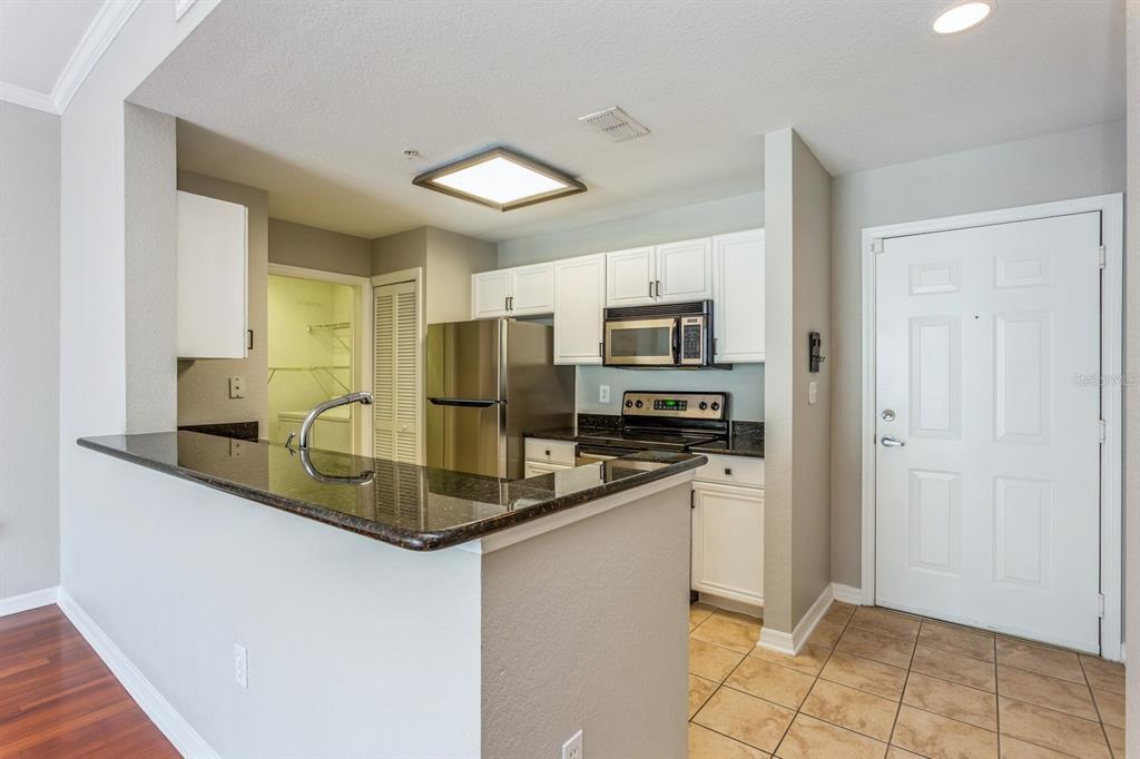 Tampa, Florida, 33602, United States, 2 Bedrooms Bedrooms, ,2 BathroomsBathrooms,Residential,For Sale,1901448