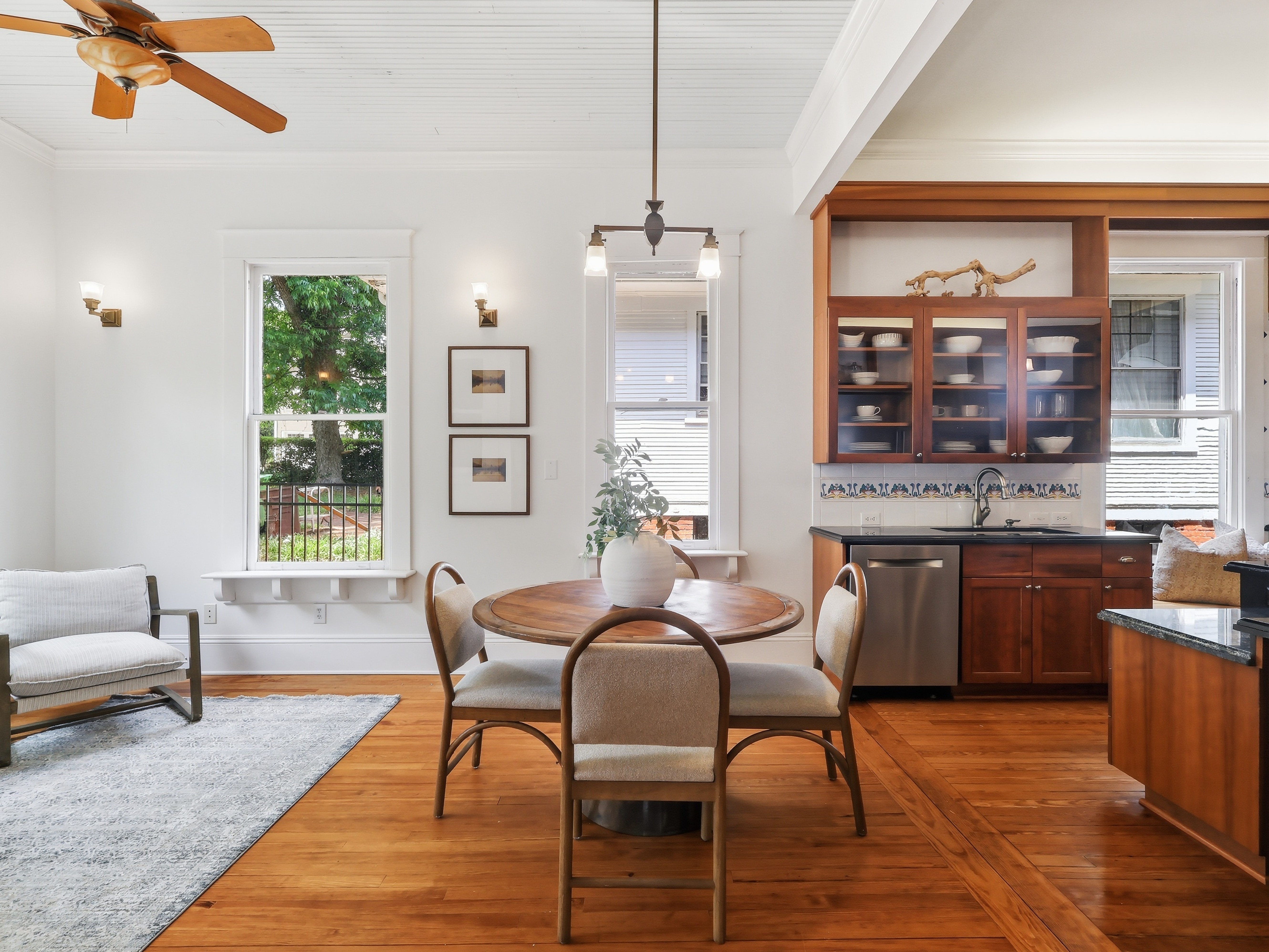  127 Forest Road, Raleigh, NC, 27605 - 物件實景