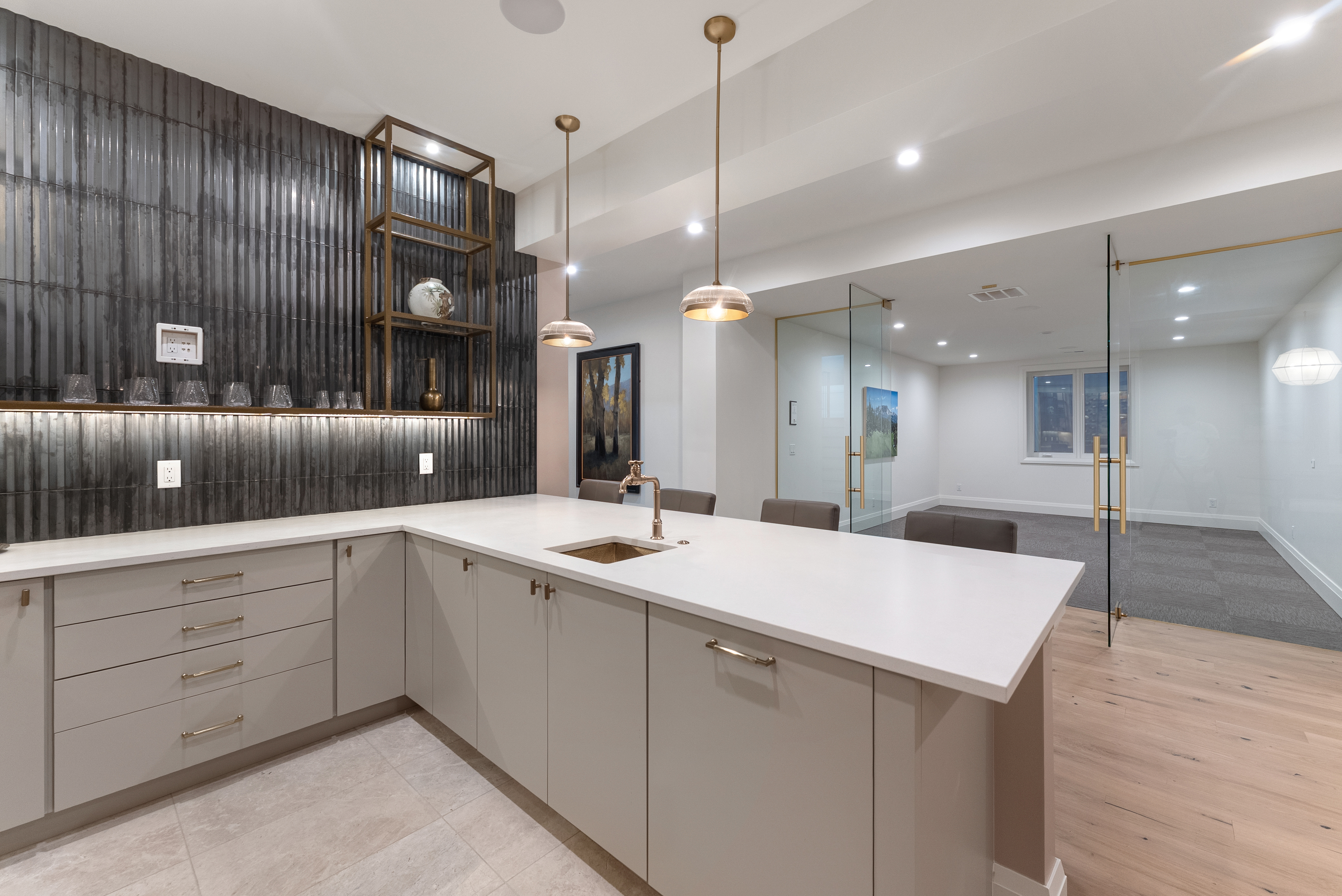  2655 E Cedar Avenue, Denver, CO, 80209 - 物件實景