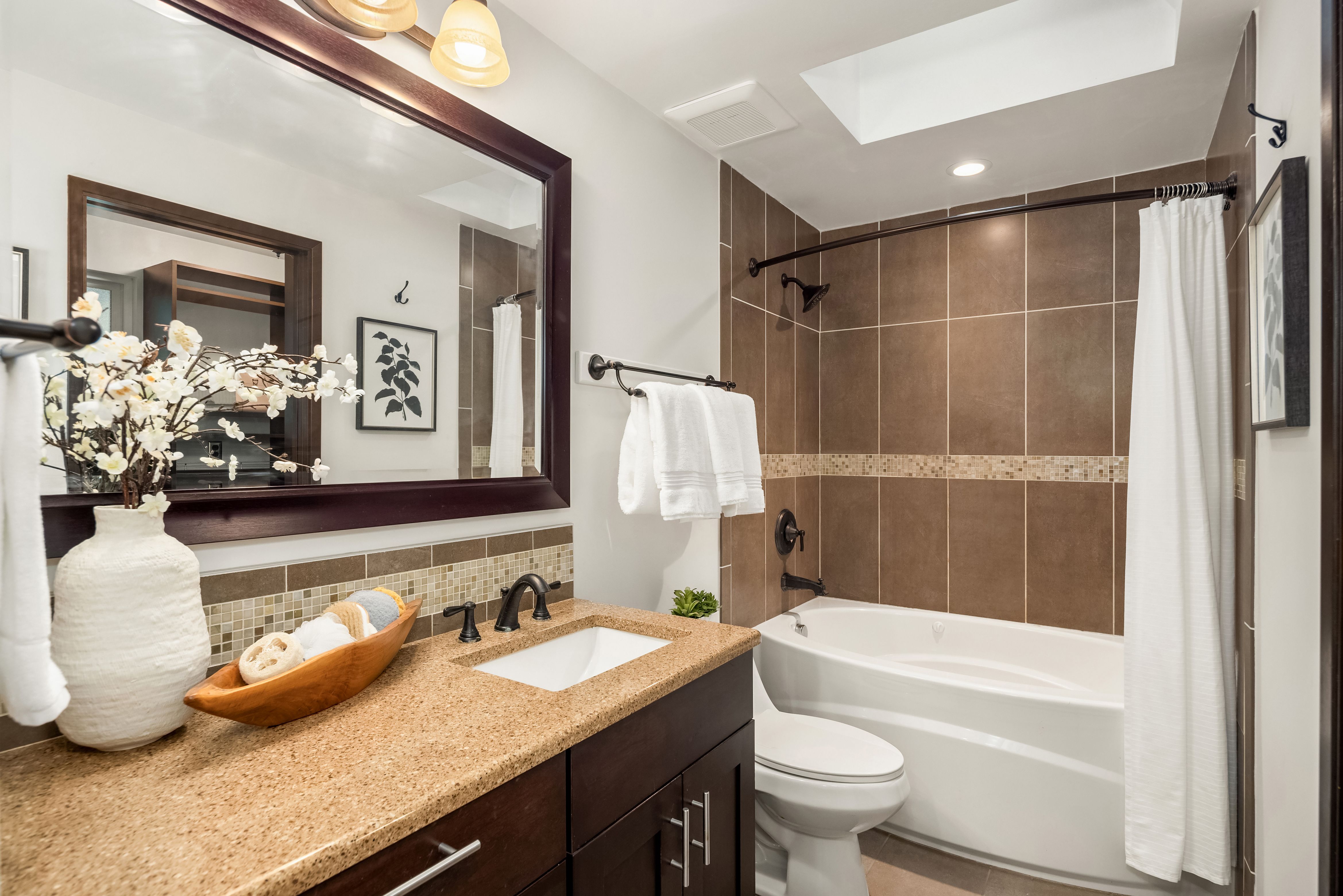  4057 96th Ave SE, Mercer Island, WA 98040 - 物件實景