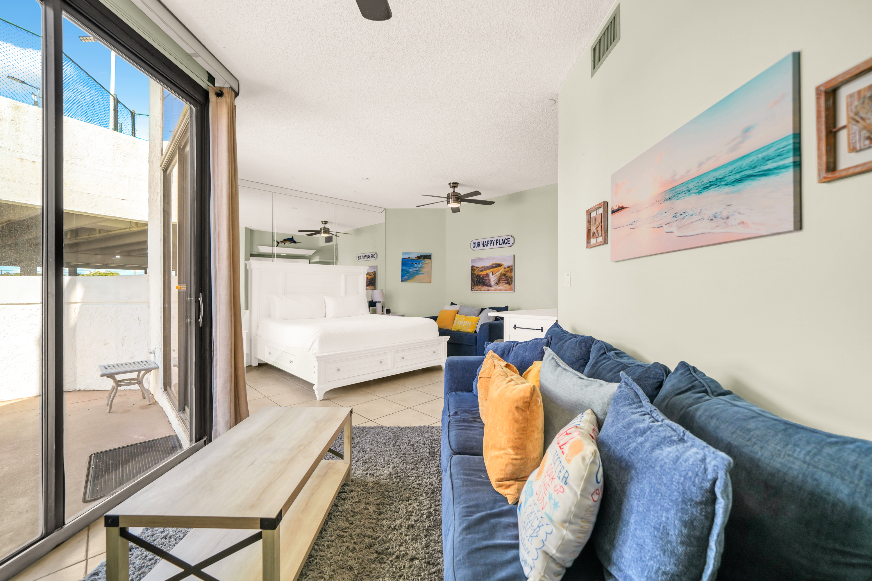  Turnkey Ground-Floor Condo With Private Patio And Resort Amenities - 物件實景