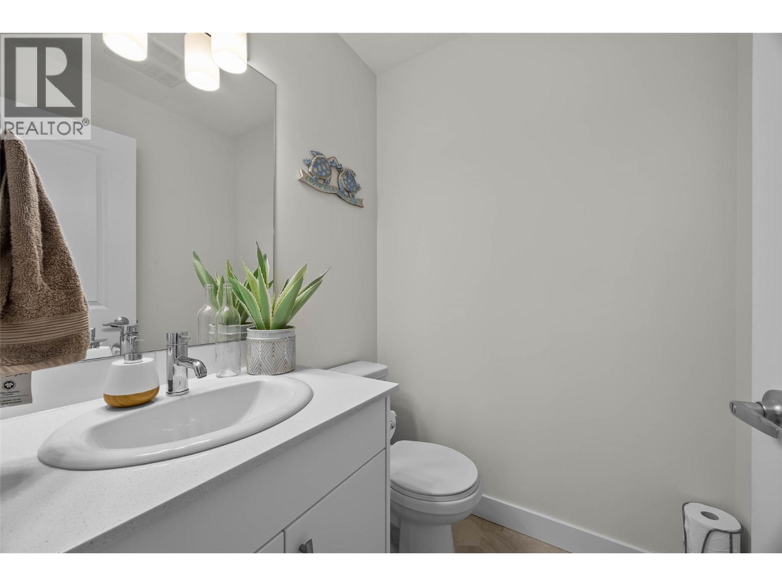 KAMLOOPS, British Columbia, V2C 0G8, CA, 3 Bedrooms Bedrooms, ,2 BathroomsBathrooms,Residential,For Sale,1951302