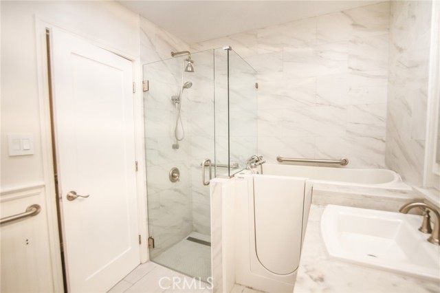 Huntington Park, California, 90255, United States, ,Residential,For Sale,1981517