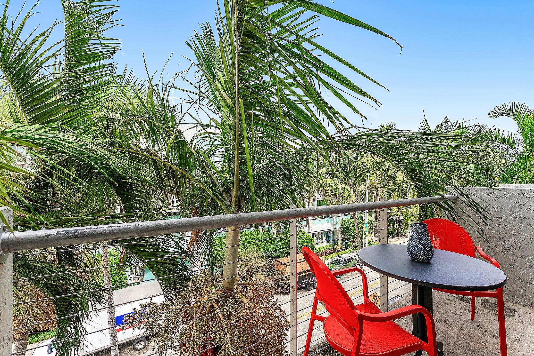 Delray Beach, Florida, 33483, United States, 2 Bedrooms Bedrooms, ,3 BathroomsBathrooms,Residential,For Sale,1907451