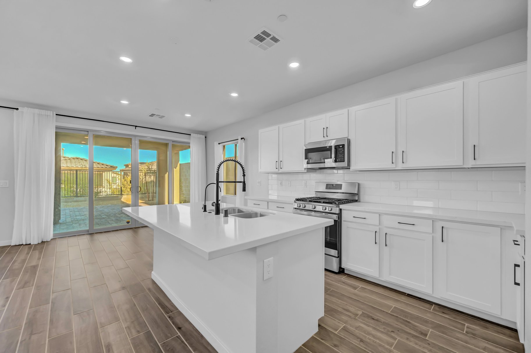  Crested Canyon within Summerlin West’s Kestrel Commons Village - 物件實景