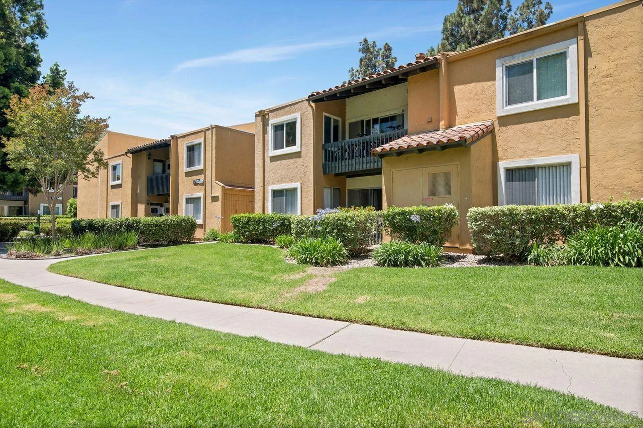 San Diego, California, 92127, United States, 2 Bedrooms Bedrooms, ,2 BathroomsBathrooms,Residential,For Sale,1950197
