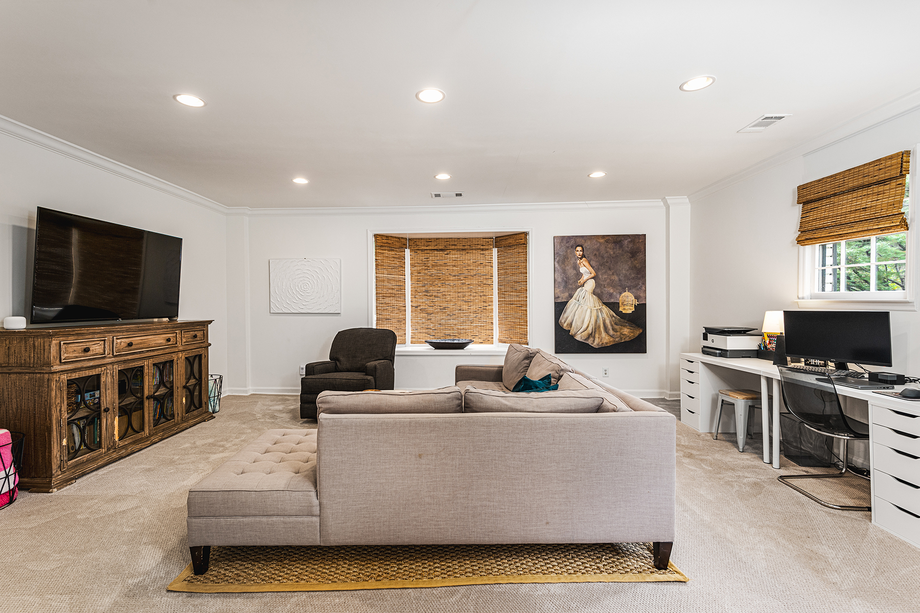  Beautifully Renovated Roswell Home Blends Contemporary Style with Classic Charm - 物件實景