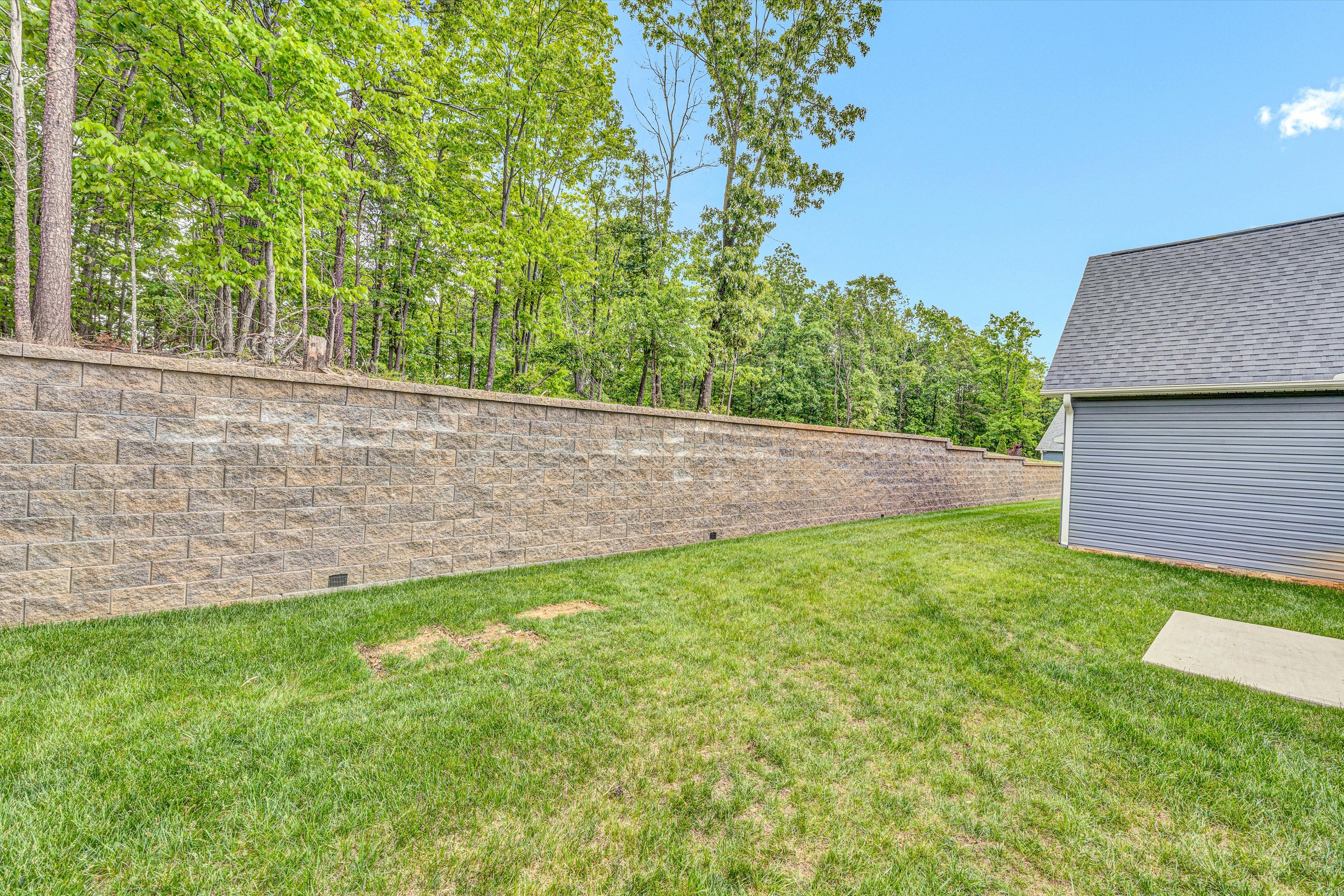 Blue Ridge, Virginia, 24064, United States, 4 Bedrooms Bedrooms, ,3 BathroomsBathrooms,Residential,For Sale,1930042