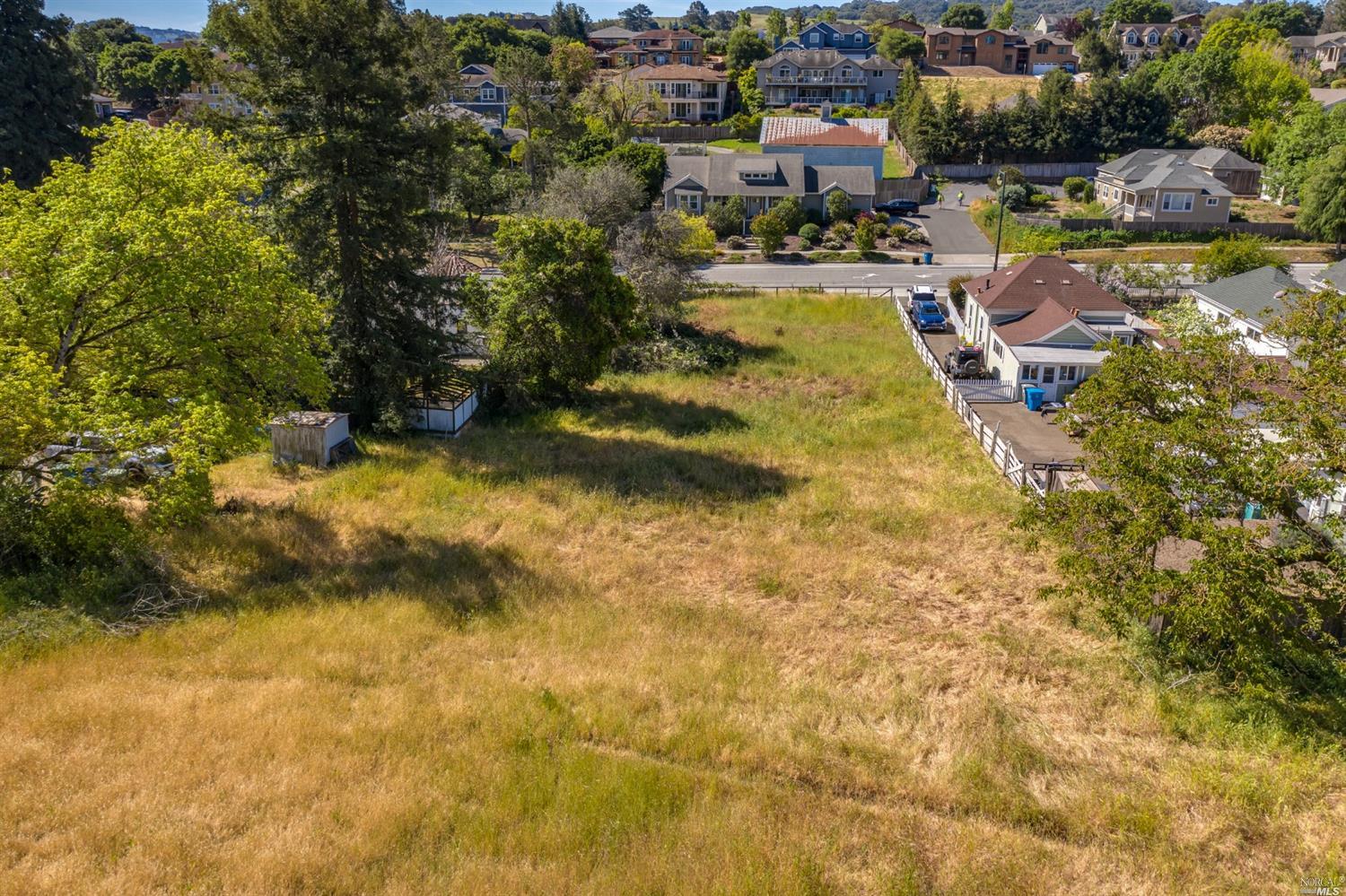 Petaluma, California, 94952, United States, ,Land,For Sale,1939851