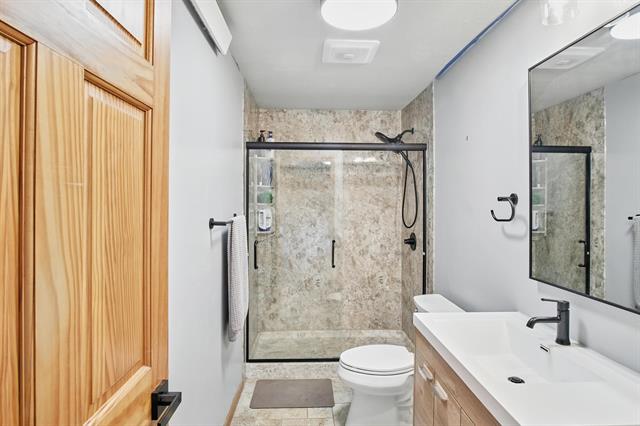 Hot Springs, South Dakota, 57747, United States, 4 Bedrooms Bedrooms, ,2 BathroomsBathrooms,Residential,For Sale,1888090