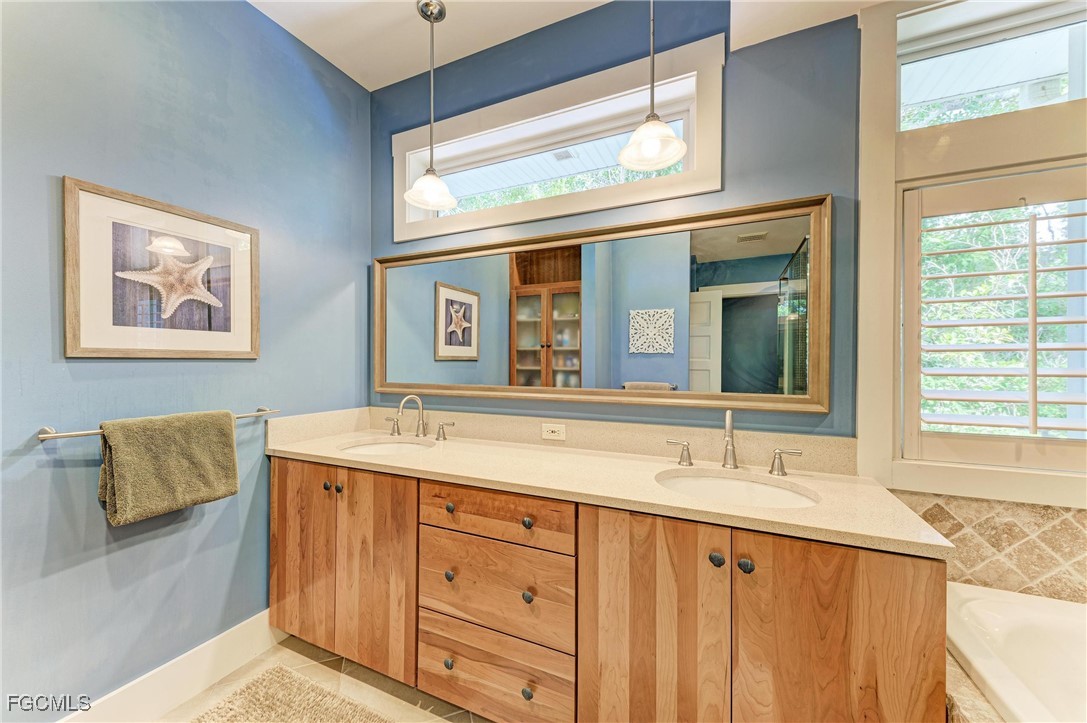 Placida, Florida, 33946, United States, 5 Bedrooms Bedrooms, ,4 BathroomsBathrooms,Residential,For Sale,1995713