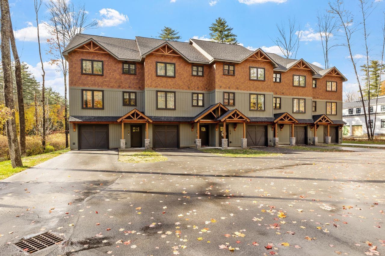 Conway, New Hampshire, 03860, United States, 4 Bedrooms Bedrooms, ,5 BathroomsBathrooms,Residential,For Sale,1991555