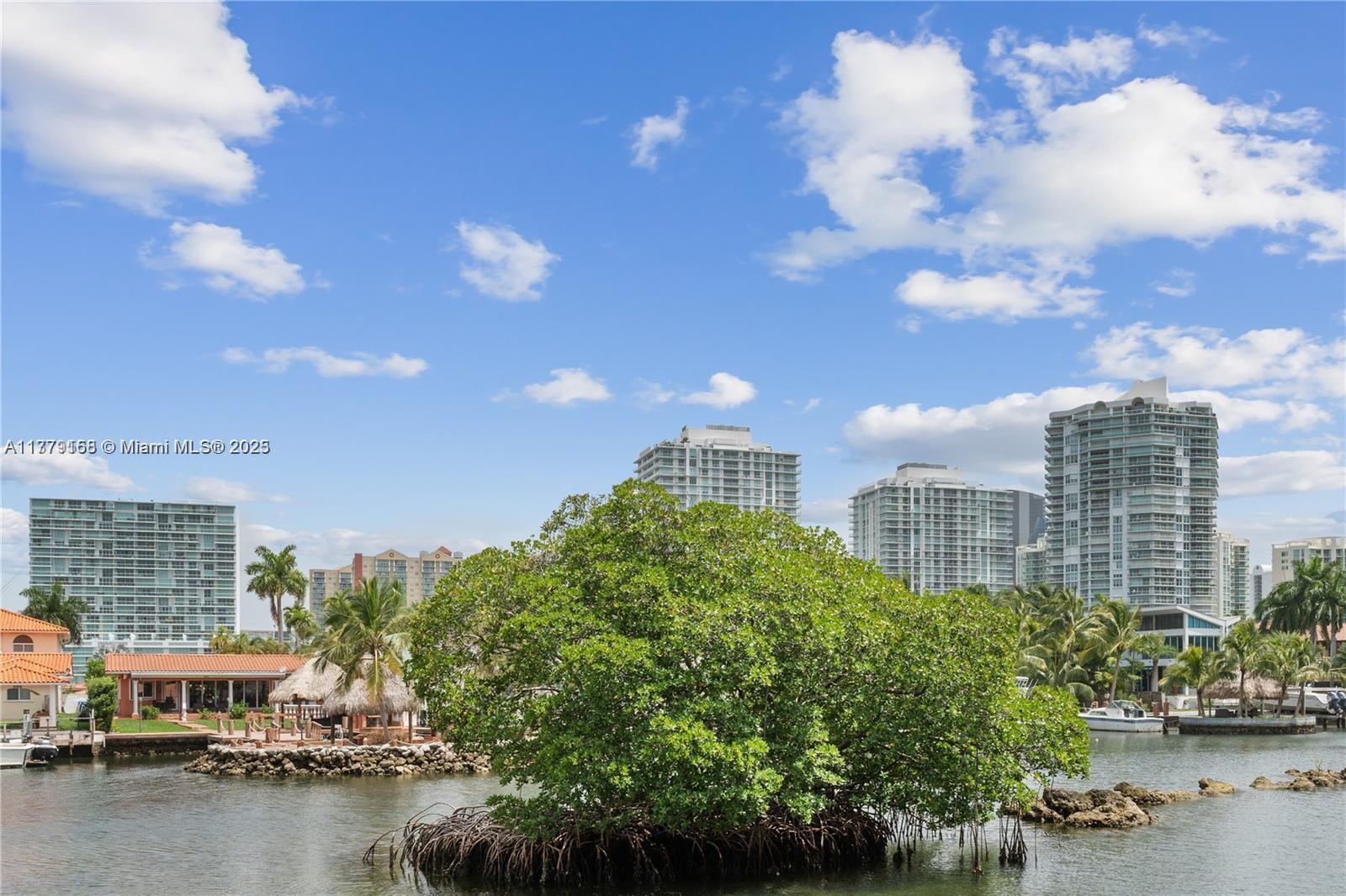 Sunny Isles Beach, Florida, 33160, United States, 3 Bedrooms Bedrooms, ,3 BathroomsBathrooms,Residential,For Sale,1762463