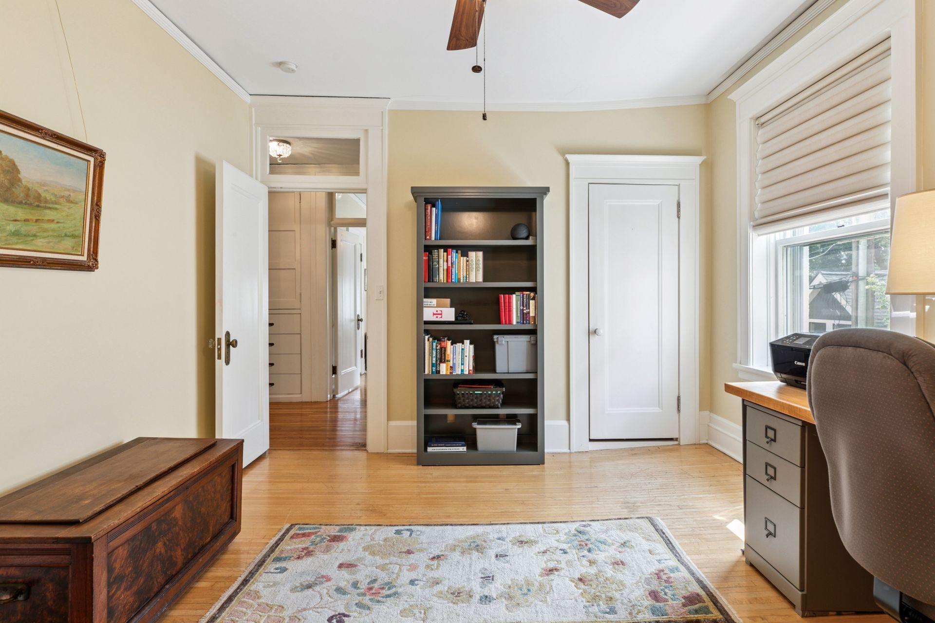Saint Paul, Minnesota, 55102, United States, 3 Bedrooms Bedrooms, ,1 BathroomBathrooms,Residential,For Sale,1940407