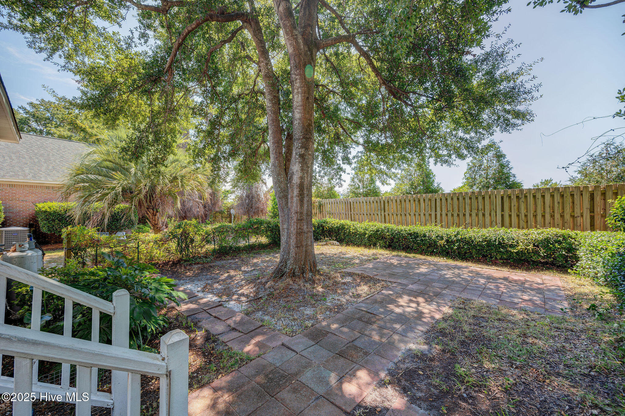 Carolina Beach, North Carolina, 28428, United States, 2 Bedrooms Bedrooms, ,2 BathroomsBathrooms,Residential,For Sale,1956851