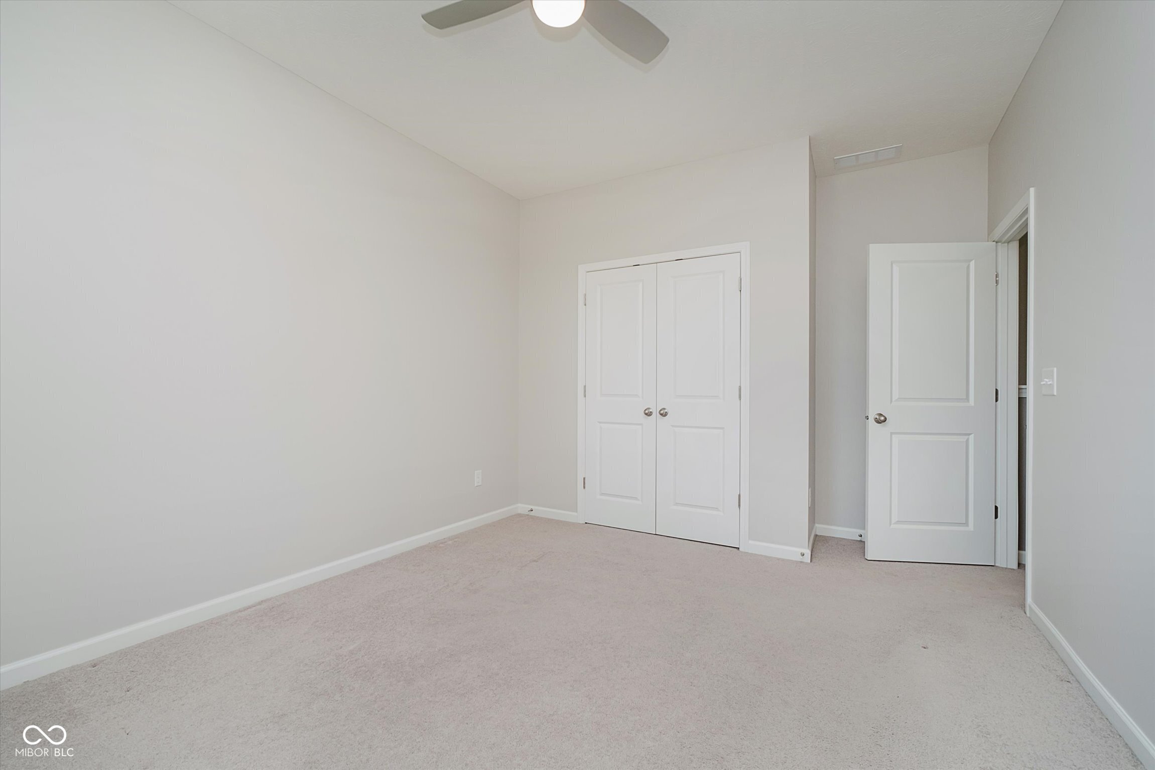 Westfield, Indiana, 46074, United States, 4 Bedrooms Bedrooms, ,4 BathroomsBathrooms,Residential,For Sale,1982855