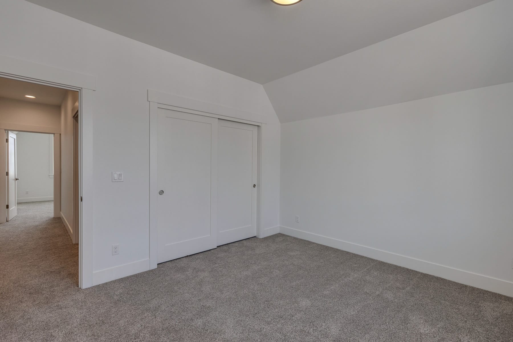  413 NE Moonwake Lane #16 Depoe Bay, OR 97341 - 物件實景