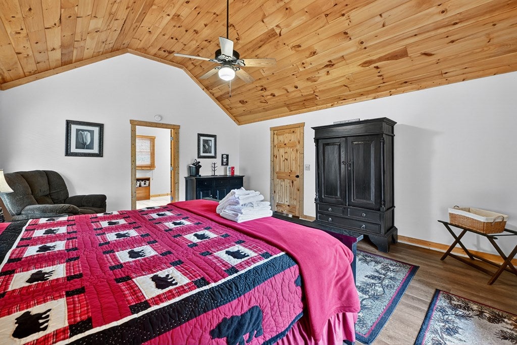 Ellijay, Georgia, 30540, United States, 3 Bedrooms Bedrooms, ,3 BathroomsBathrooms,Residential,For Sale,1916949