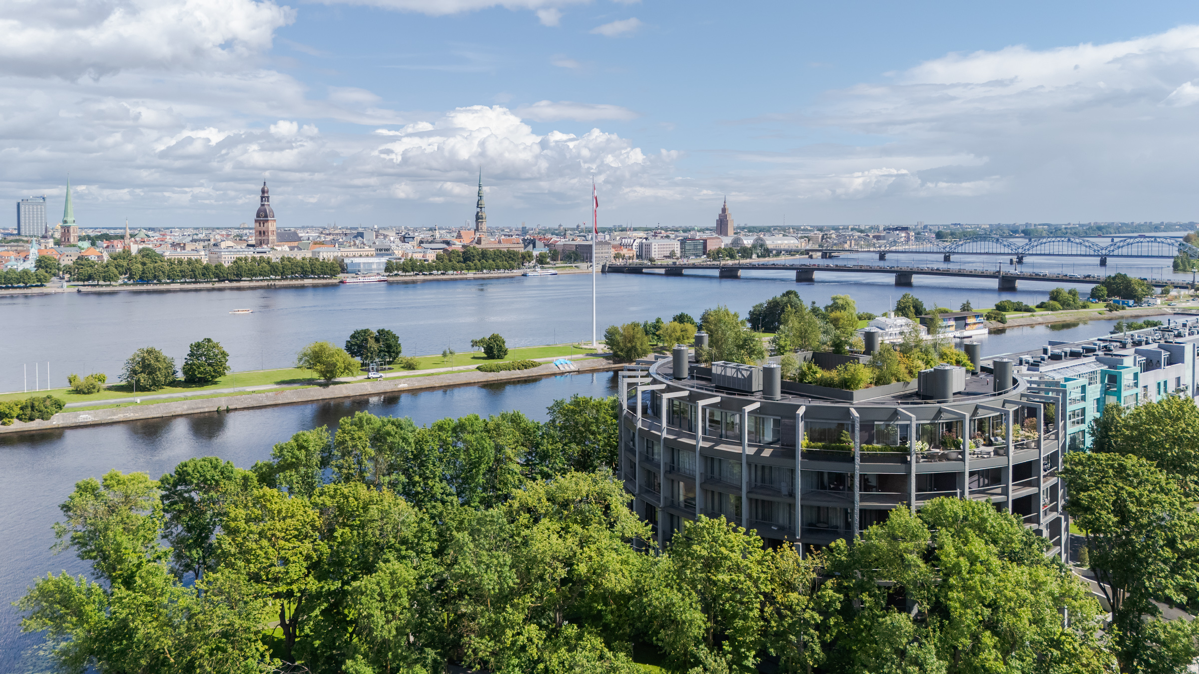  4 bedroom penthouse with panoramic view to the Old Riga. - 物件實景