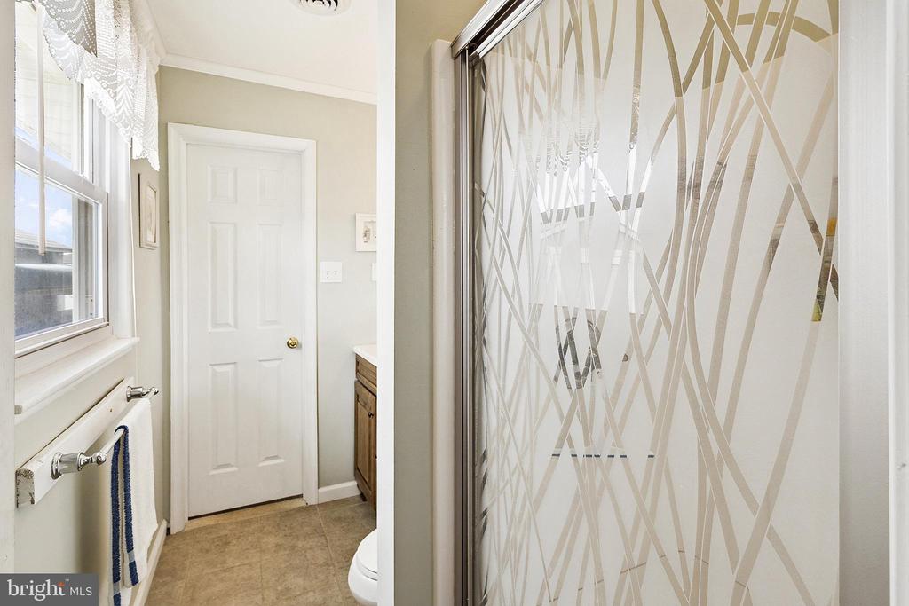 Tuckerton, New Jersey, 08087, United States, 3 Bedrooms Bedrooms, ,2 BathroomsBathrooms,Residential,For Sale,1916139