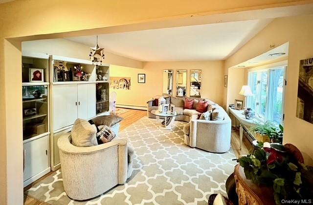 Selden, New York, 11784, United States, 3 Bedrooms Bedrooms, ,1 BathroomBathrooms,Residential,For Sale,1971333