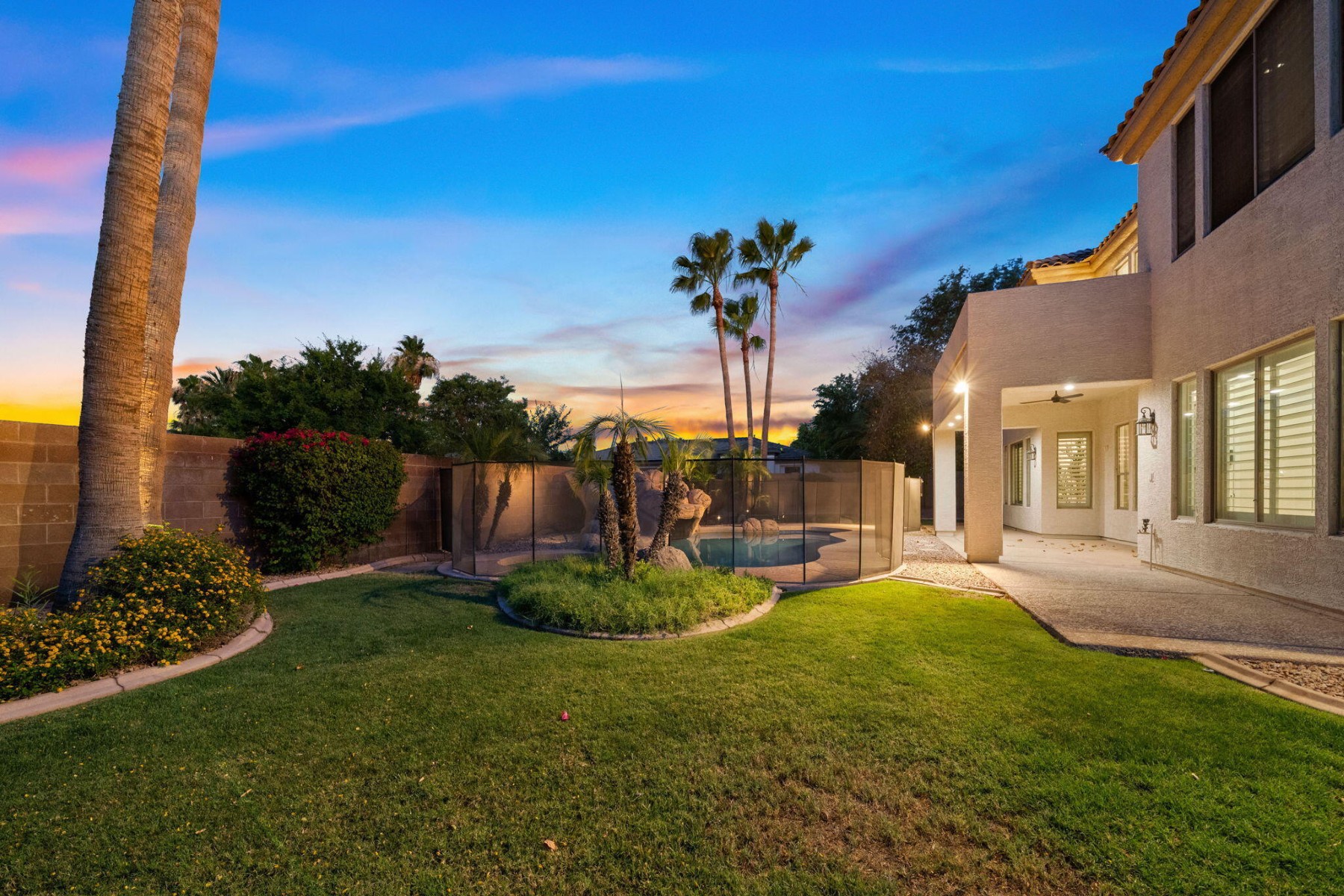  2517 S Constellation Way  Gilbert, AZ - 物件實景