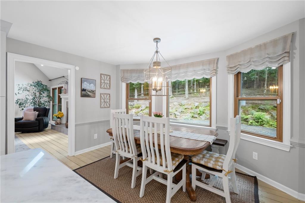 Suwanee, Georgia, 30024, United States, 4 Bedrooms Bedrooms, ,4 BathroomsBathrooms,Residential,For Sale,1983881