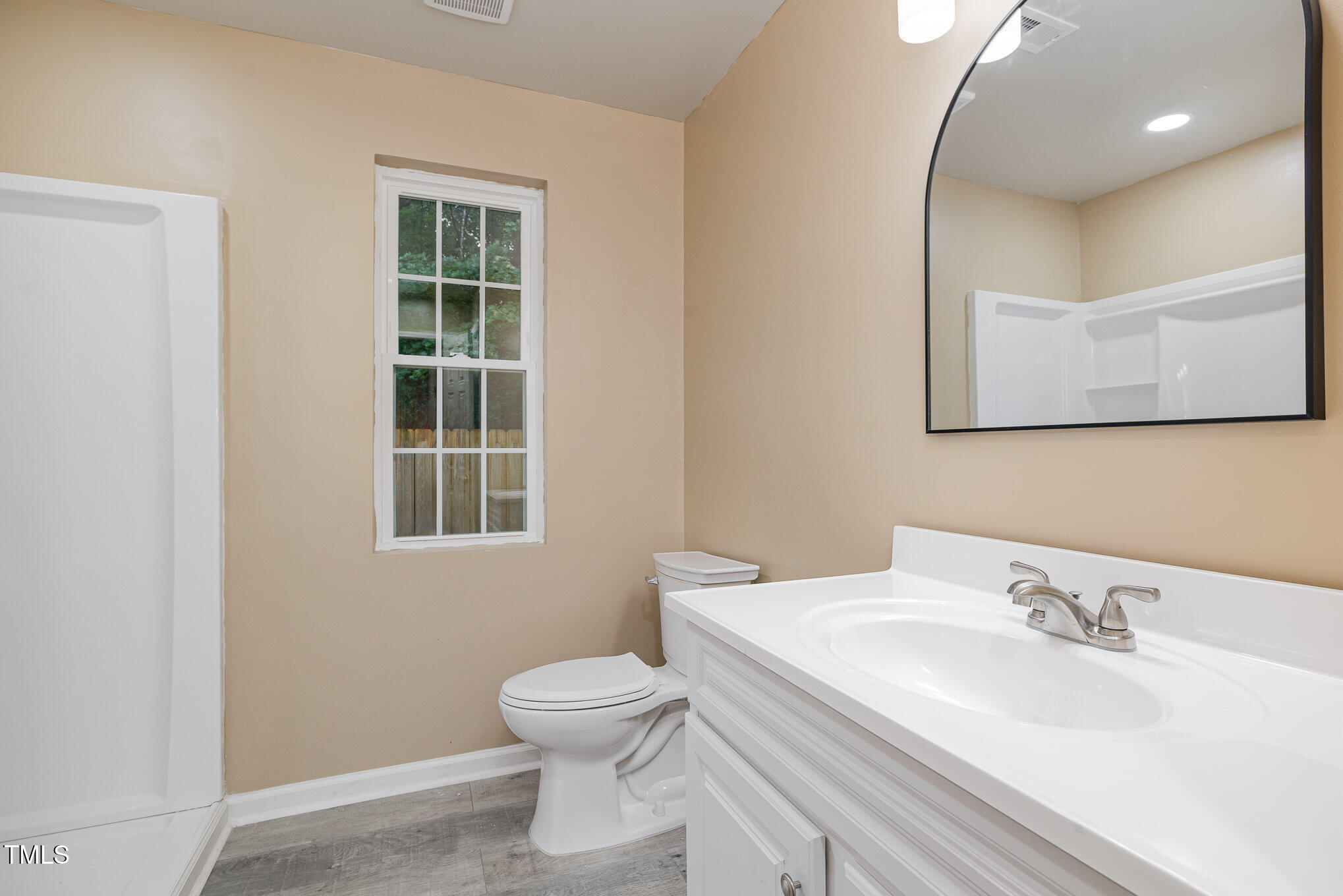 Fuquay Varina, North Carolina, 27526, United States, 3 Bedrooms Bedrooms, ,2 BathroomsBathrooms,Residential,For Sale,1937423
