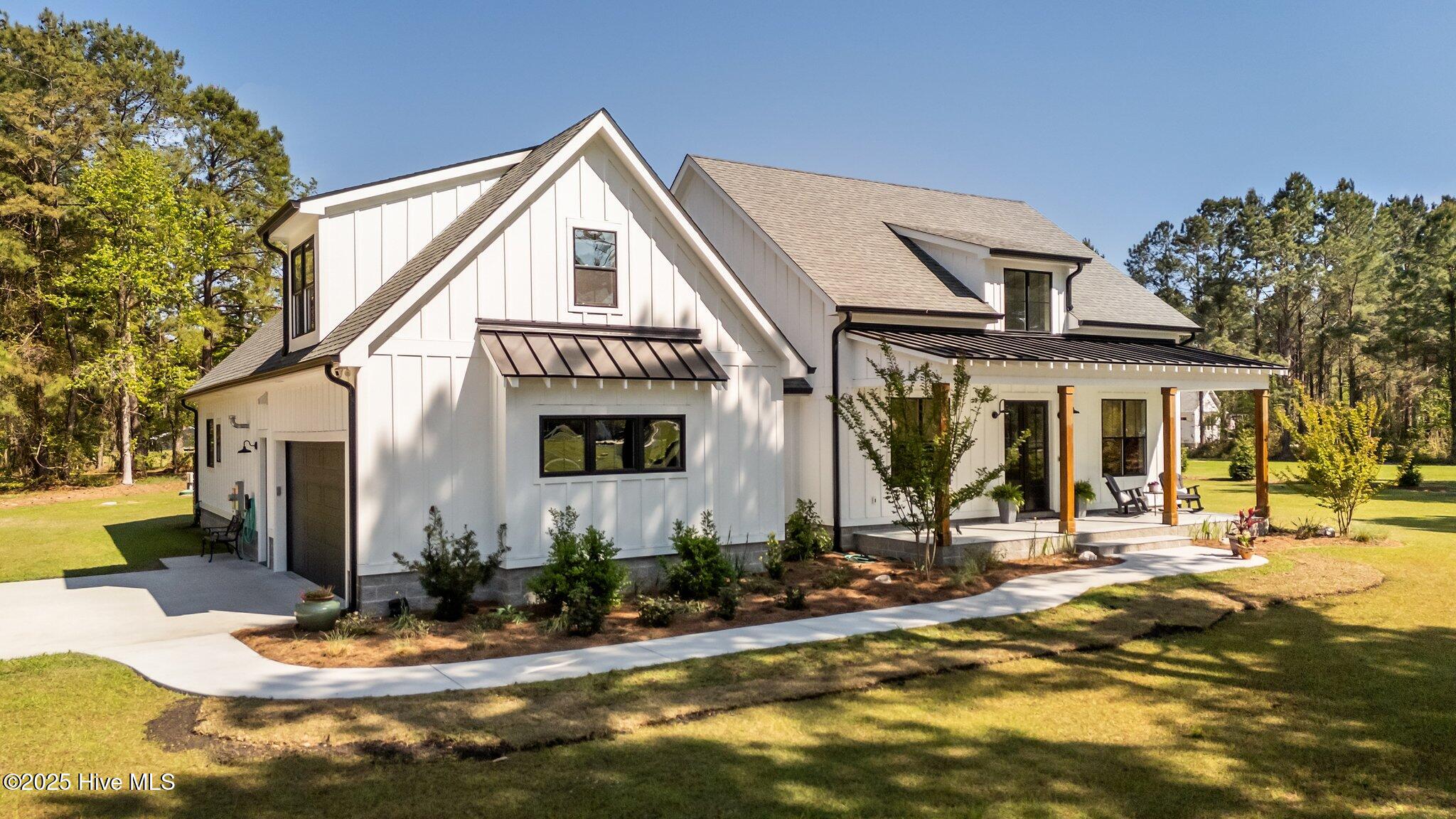 Beaufort, North Carolina, 28516, United States, 3 Bedrooms Bedrooms, ,3 BathroomsBathrooms,Residential,For Sale,1792865