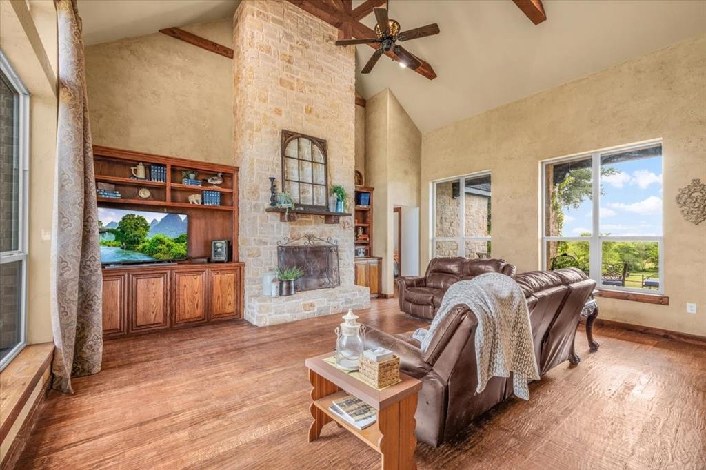 Weatherford, Texas, 76085, United States, 4 Bedrooms Bedrooms, ,3 BathroomsBathrooms,Residential,For Sale,2035850
