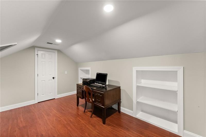Cumming, Georgia, 30041, United States, 4 Bedrooms Bedrooms, ,3 BathroomsBathrooms,Residential,For Sale,1928883