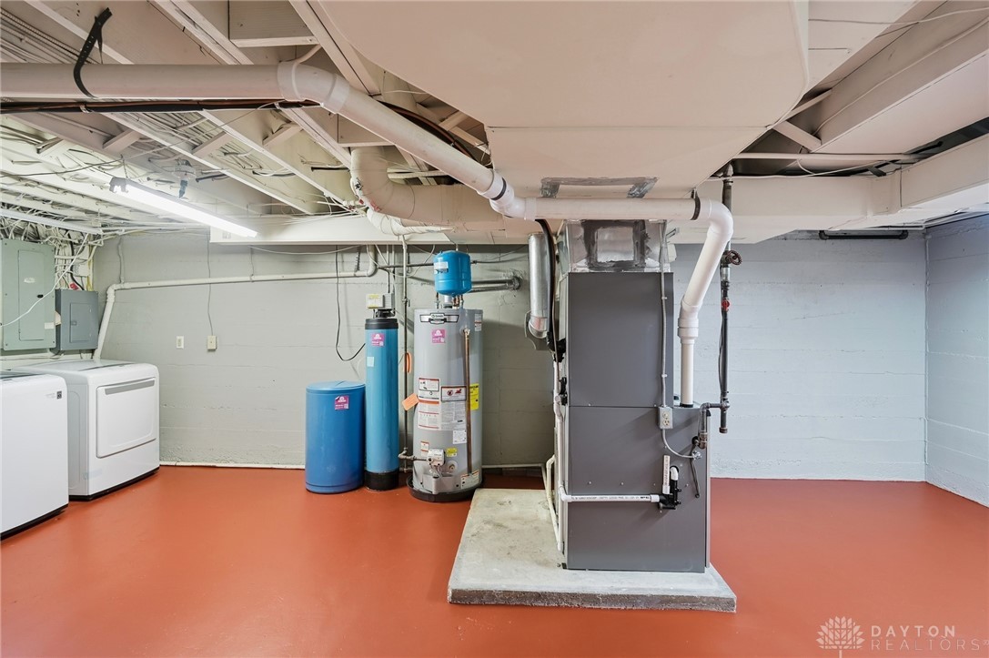 Oakwood, Ohio, 45409, United States, 4 Bedrooms Bedrooms, ,3 BathroomsBathrooms,Residential,For Sale,1987886