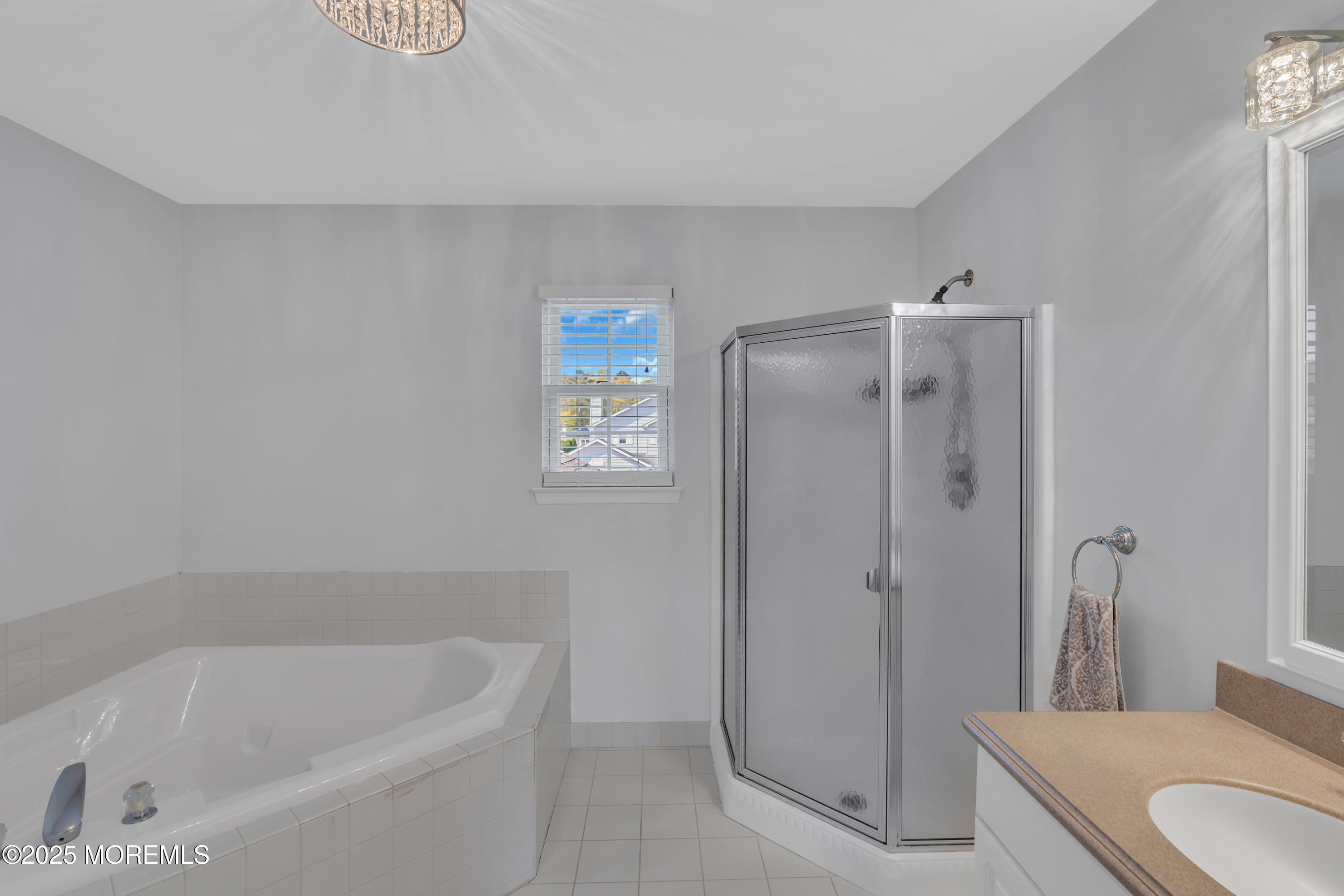 Howell, New Jersey, 07731, United States, 3 Bedrooms Bedrooms, ,3 BathroomsBathrooms,Residential,For Sale,1989169