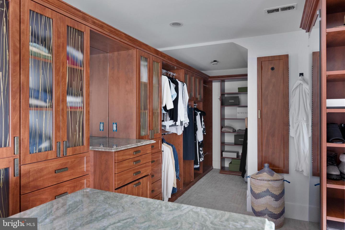 Annapolis, Maryland, 21401, United States, 6 Bedrooms Bedrooms, ,9 BathroomsBathrooms,Residential,For Sale,1744744