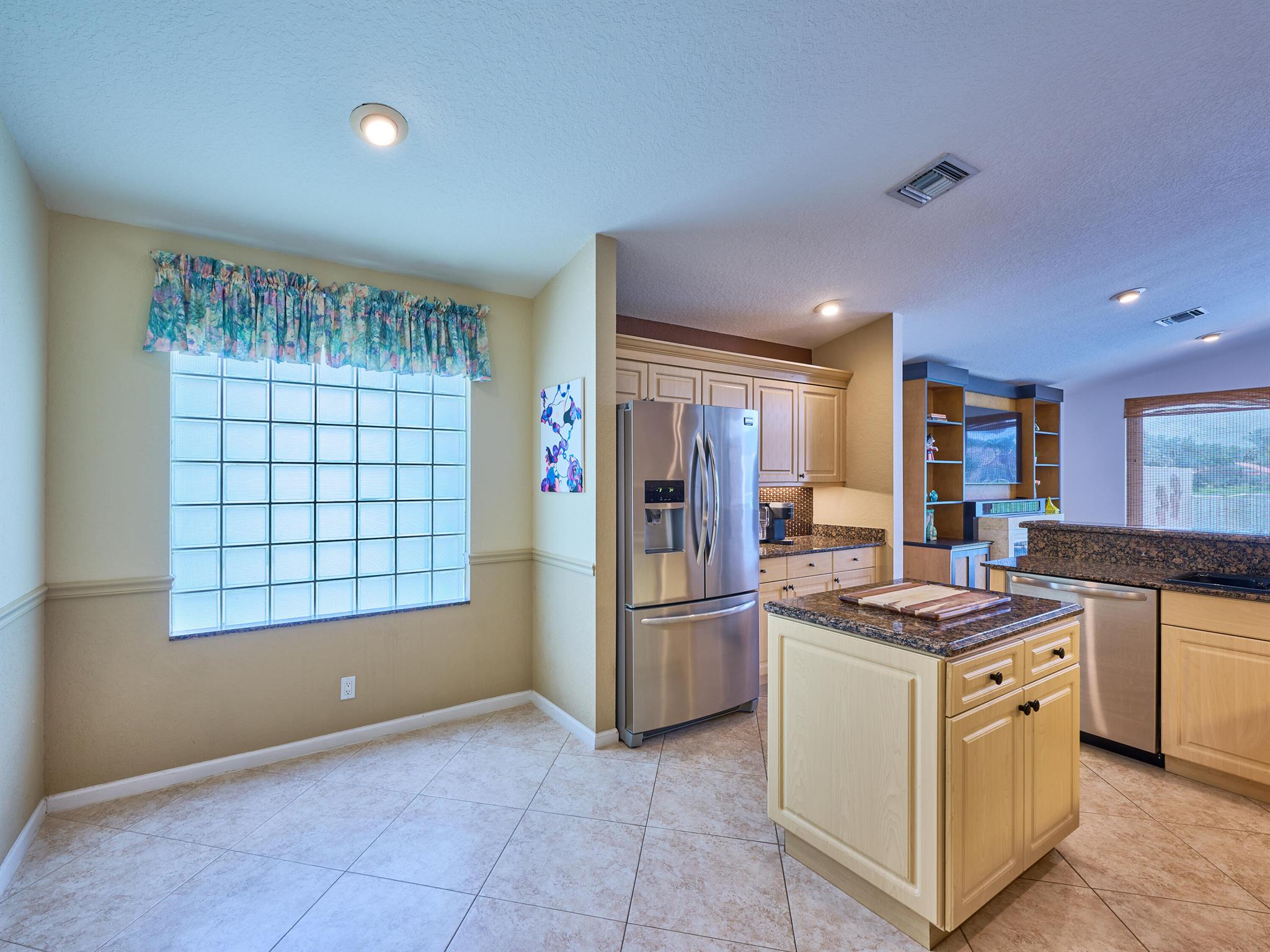 Boynton Beach, Florida, 33437, United States, 3 Bedrooms Bedrooms, ,2 BathroomsBathrooms,Residential,For Sale,1928826