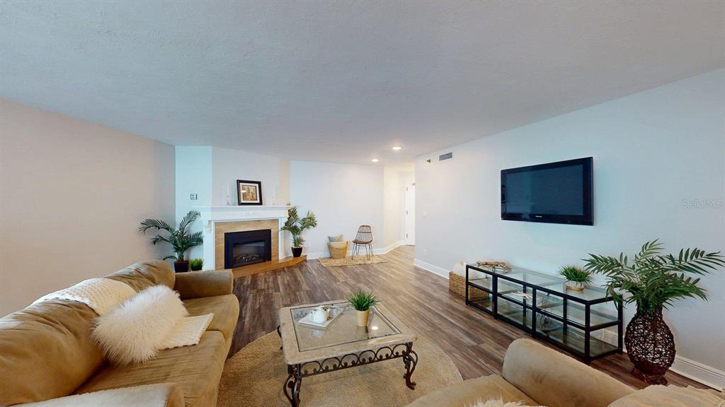 Clearwater, Florida, 33767, United States, 2 Bedrooms Bedrooms, ,2 BathroomsBathrooms,Residential,For Sale,1901188